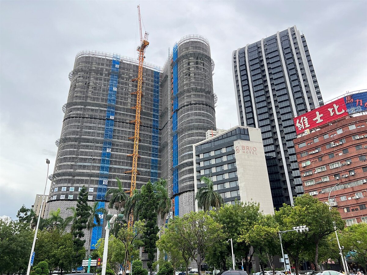 高雄市新興區今年1-9月預售交易量470件，較去年同期增加38.6%，名列第一。房市示意圖／永慶房產集團提供