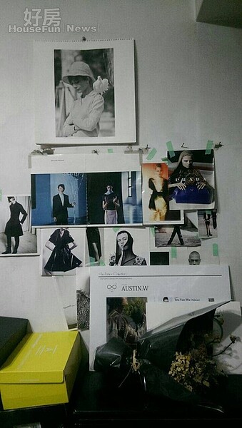 
5.牆上張貼著自己喜歡的服裝作品。