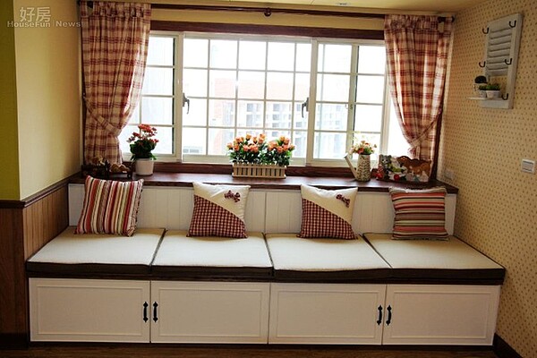 2.將陽台外移,多了兩坪可做臥舖。