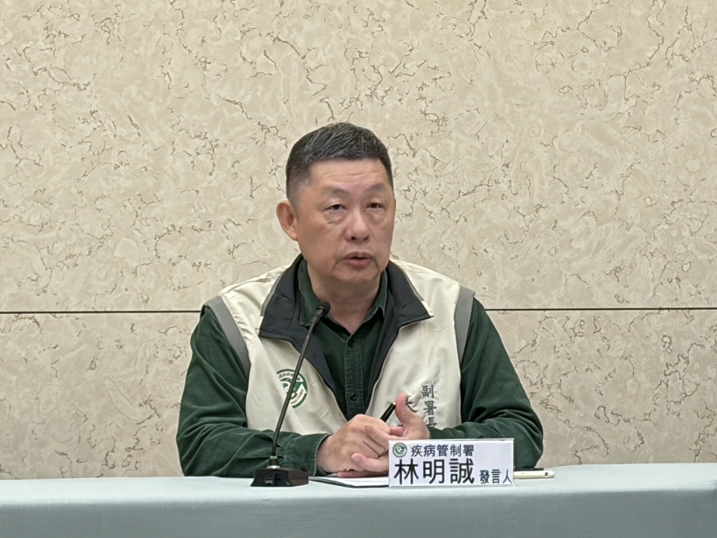 疾管署發言人林明誠表示,近期氣溫變化大,年末聚會增加,加上全球流感上升,預估國內流感疫情即將回升趨勢,預計春節會達流行高峰。記者翁唯真/攝影