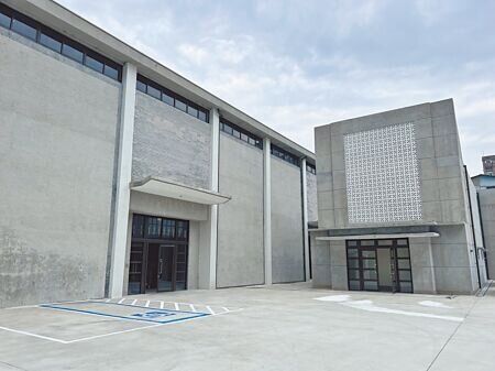 台北市北投影視音園區閒置多年。(張珈瑄攝)