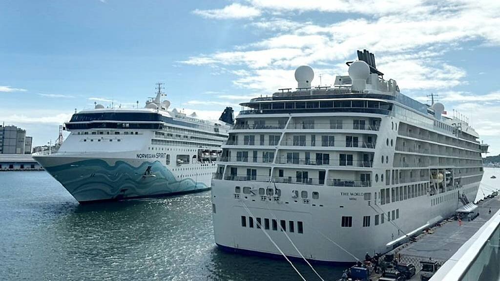 高雄郵輪近年在高雄港埠旅運中心正式啟用後,已不再以「追趕基隆」為目標,而是透過調整航線結構,鎖定東南亞與香港市場,轉型定位自身在台灣郵輪版圖中的角色,尋求突破既有天花板的成長動能。圖/中時資料照片