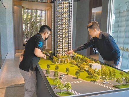 台中房市進入規格與體驗的雙軸競爭,建案具特色比地段更能左右買氣。圖∕曾麗芳