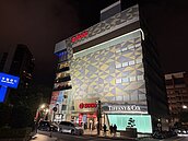 第一代貴婦百貨走入歷史　遠東SOGO敦化館熄燈