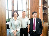 國揚「航母帶艦艇」　營運擴張