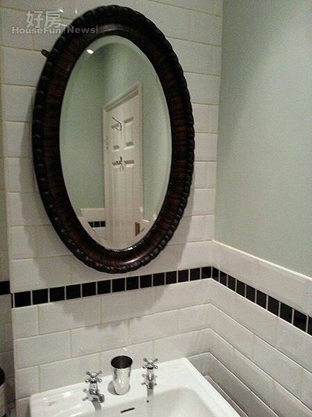 8.配合鄉村風,浴室採用磚石式磁磚。