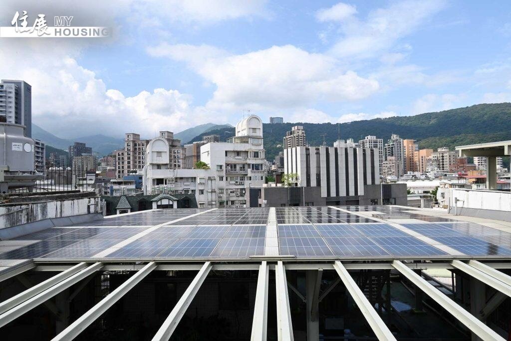 成屋買賣新制，2026年4月應揭露太陽光電設備相關資訊。