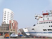 台華輪新建案將由中央買單　綠營痛批騙選票