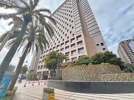 
新竹縣新地王出爐，為竹北市光明六路東一段及自強北路角地，現況為喜來登大飯店使用。（王惠慧攝）
