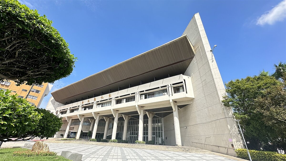 新制財政收支劃分法上路後，彰化縣明年度獲普通統籌、一般性補助款及計畫型補助款合較今年減少27.17億元。縣府上周五接獲主計總處再通知，明年3月後撥付地方的補助款恐再下修，實際減幅可能超過27.17億元。聯合報系資料照