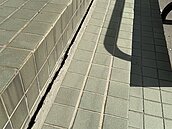 三鶯線將完工...土城社區裂大縫　質疑工程鄰損盼助修復