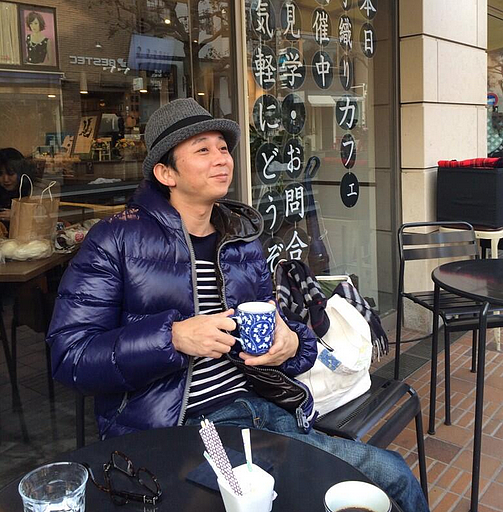 日本諧星有吉弘行，以「無法讓人討厭」的毒舌批評打出一片天。（翻攝自有吉弘行推特）