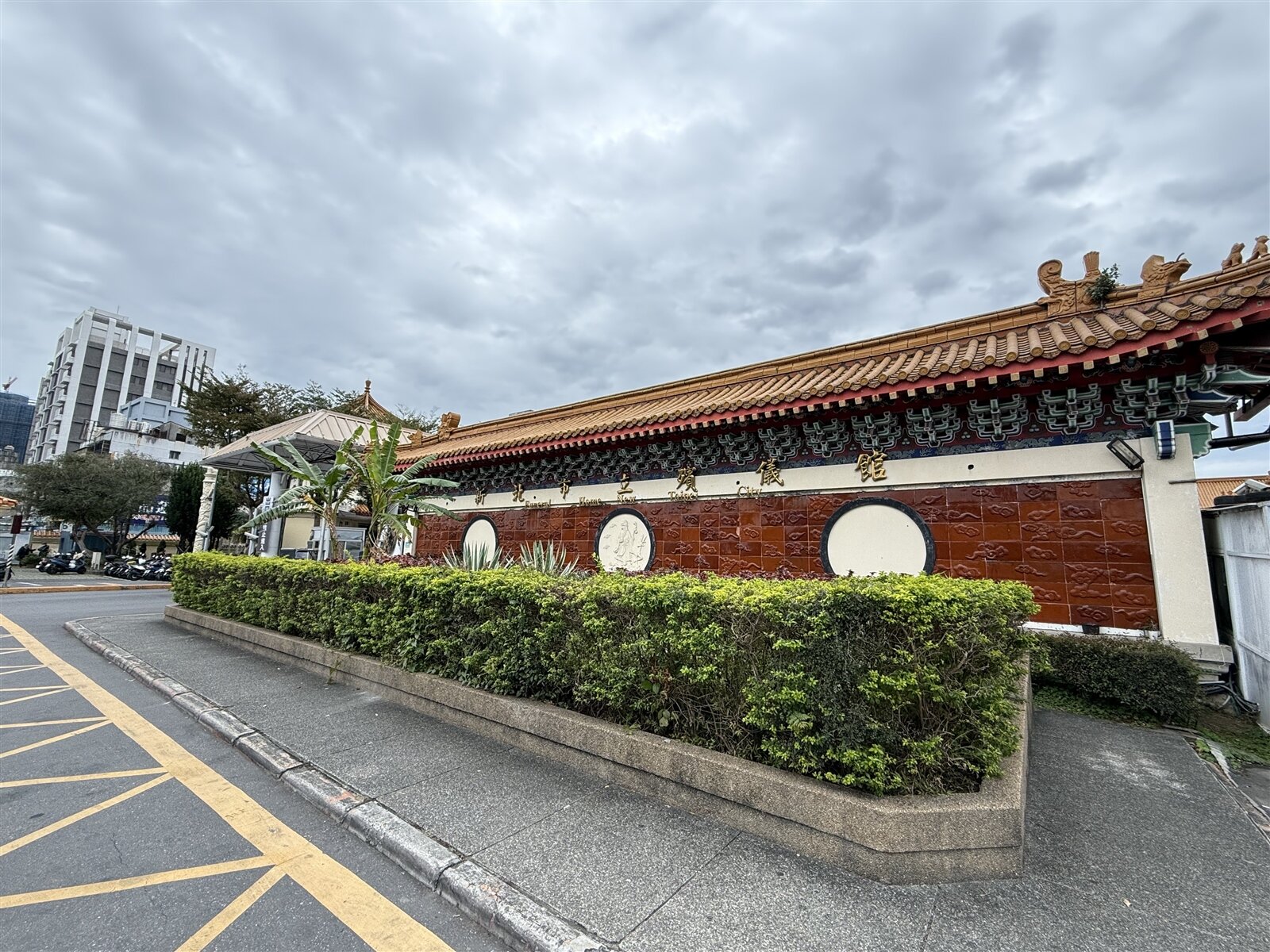 新北市立殯儀館周邊居民長期受噪音困擾。本報資料照片 