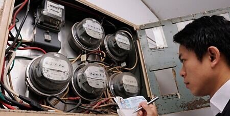 
台電指出，全球的資料中心大多選擇靠近人口集中地區，可能影響民生用電。圖∕本報資料照片
