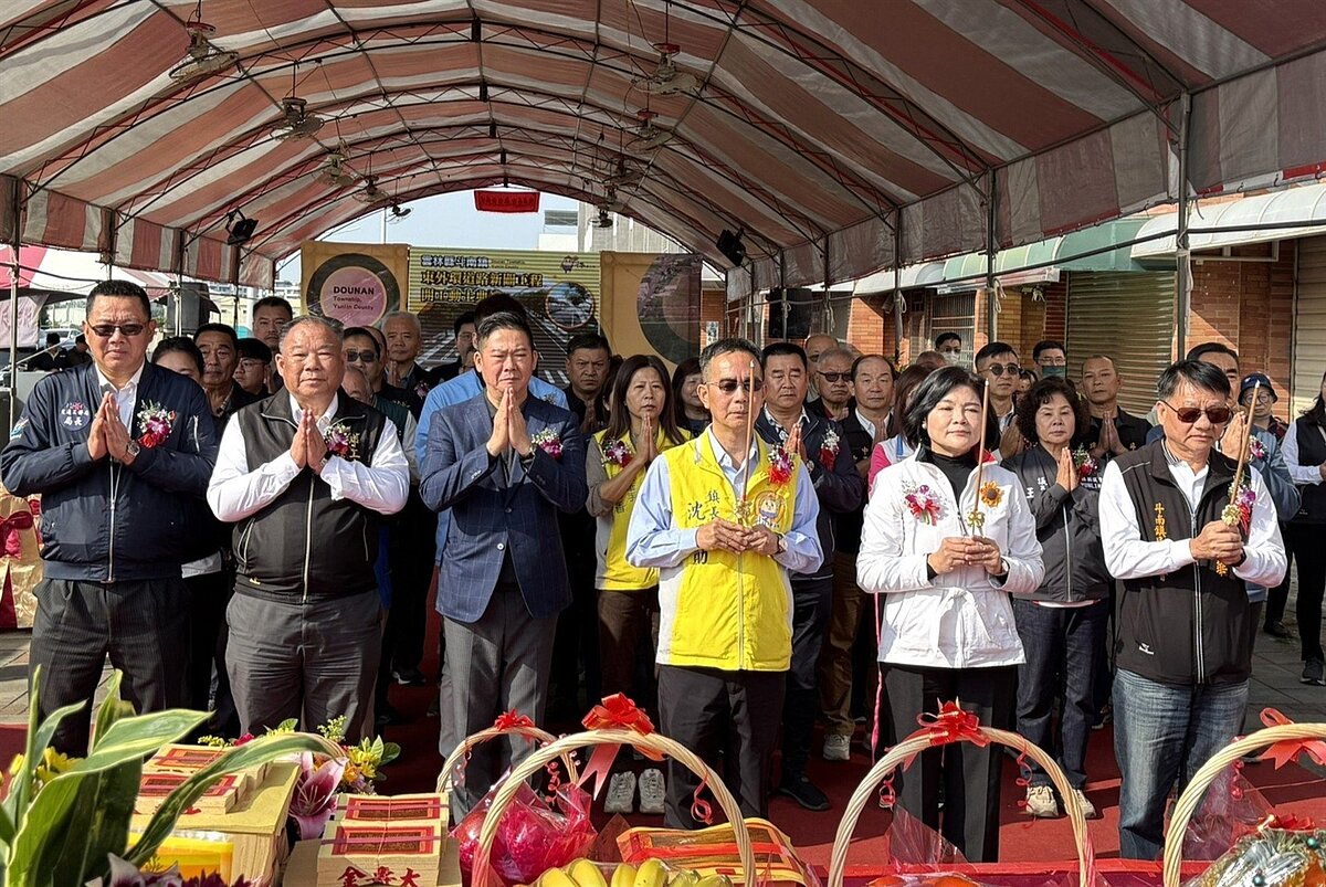 內政部國土署22日雲林縣斗南鎮東外環道路動土典禮。圖／內政部提供

