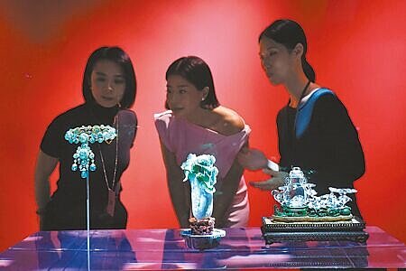 今年是故宮博物院百年院慶,外籍參觀人數卻不如預期。圖為113年9月24日故宮博物院「大美不言」特展開幕。(本報資料照片)