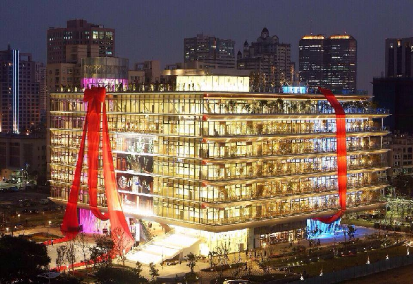 高雄市立圖書館新總館(截取自陳菊臉書)