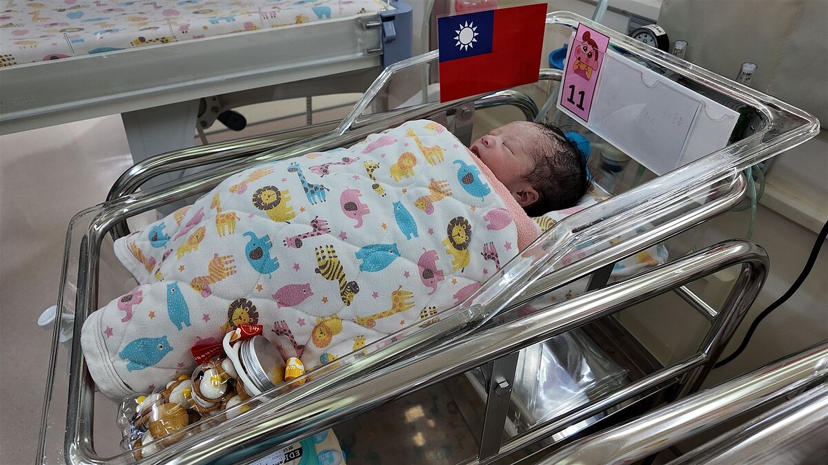 台中茂盛醫院迎來今年第一個元旦寶寶。圖／茂盛醫院提供