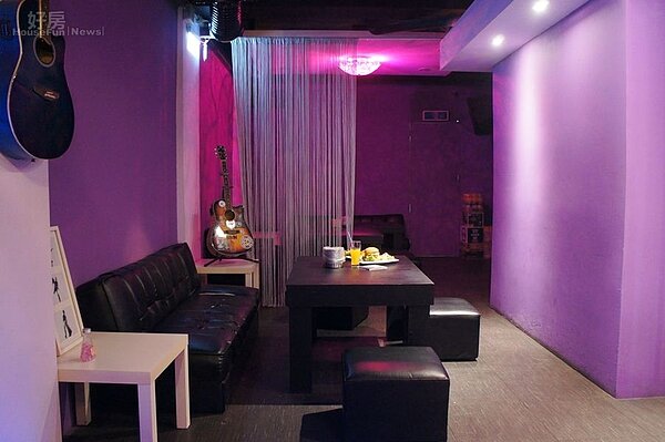 
4.包廂區較受到不喜歡吵鬧消費者青睞，一旁為儲藏室與廚房。