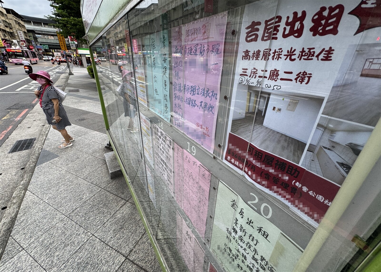 新北市一名施姓男子為貪圖政府租金補貼,竟偽造不實租屋合約詐領11期共70400元租補,新北檢基於他無前科、坦承犯行,並已返還溢領款項,要求施男當庭書立悔過書予以緩起訴。圖/示意圖,聯合報系資料照片