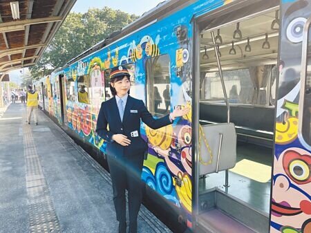 
南投集集支線第一階段復駛通車典禮，專屬彩繪列車正式亮相。（劉慧茹攝）
