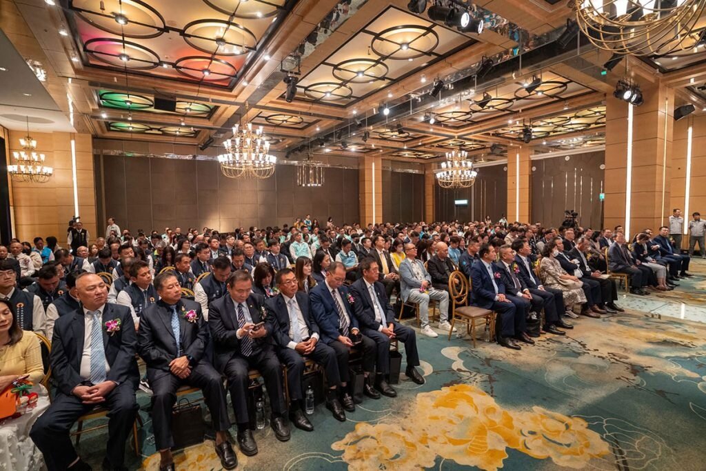 租服全聯會授證典禮,中央與地方諸多長官,親臨致意。圖/租服全聯會