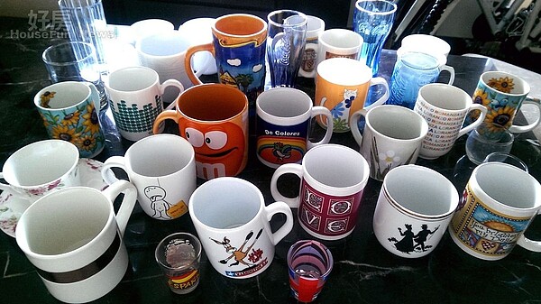 
8.馬克杯為詹乃蓁最愛收藏品之一，她認為美觀之餘還兼具實用度，挑選上就單純以圖案特別、看順眼為主。