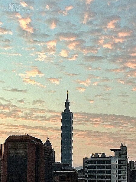 台北101 101大樓 夕陽 晨曦 景觀 天空線 (吳光中/攝)