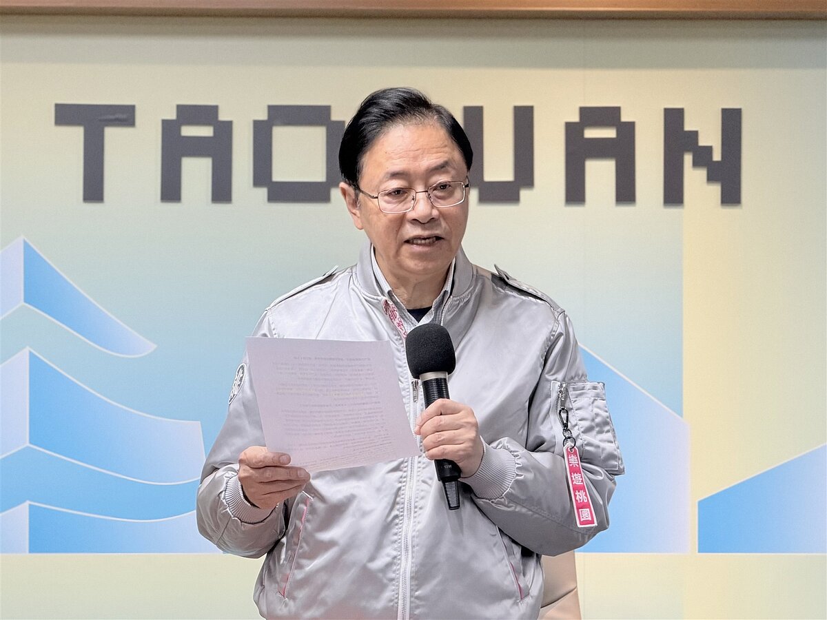 桃市府去年12月開始推行「非家戶垃圾」隨袋徵收政策,市長張善政表示,統計顯示機關、學校與市場的垃圾量每日減少超過33公噸,資源回收量則提升25%,已見明顯成效。記者朱冠諭/攝影