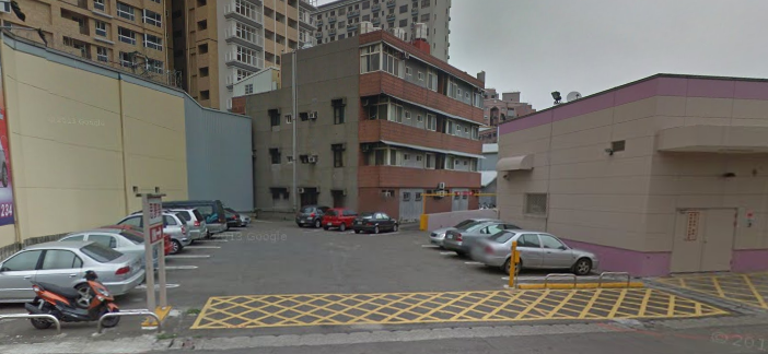 買到的是店面還是停車位,專家建議要查清楚原始建築平面圖,以免權益受損。(截取自GOOGLE MAP)