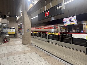 淡水信義線尖峰擁擠成難題