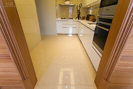 進出廚房毫無障礙，這樣的設計就對了。