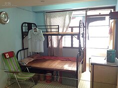 屋邨家居設備簡單。