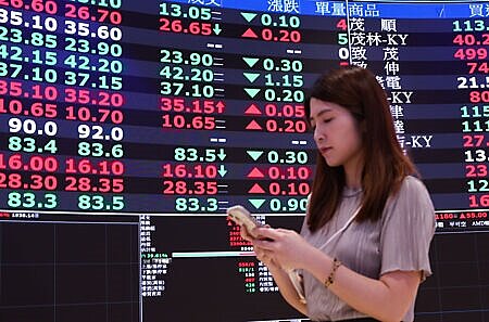 
AI投資已不再侷限單一題材，而是擴散至晶圓代工、伺服器、顯示卡及相關零組件，成為支撐台股指數重心上移重要力量。圖∕本報資料照片
