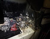 疑愛貓廚房搗蛋踏到爐具起火　飼主被警通知返家抽油煙機、爐台被燒毀