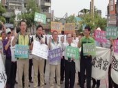 台南市議員　發起反國道計程收費抗議行動