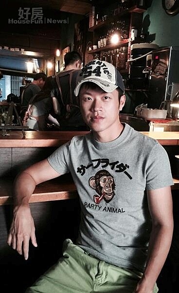 1.以親切「焦糖哥哥」備受大小朋友喜愛的陳嘉行,私底下的租屋體驗可一點都不如他在螢光幕前陽光喔!(焦糖哥哥臉書專頁)