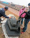 雙天鵝斷頸　北門造景再遭破壞