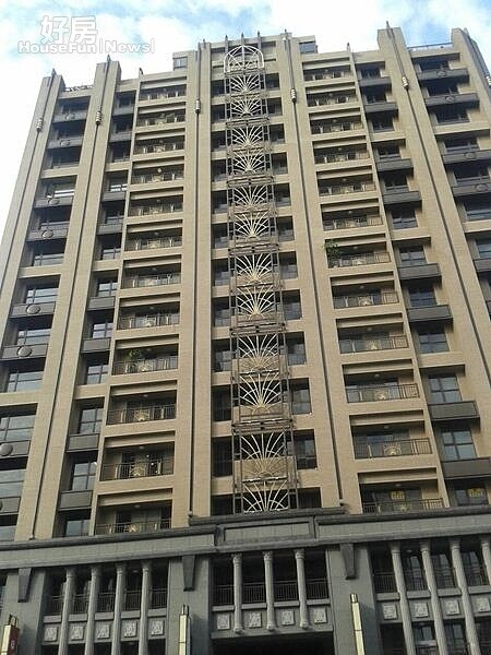 2外觀精雕細琢,是「三豐鼎極」最大特色。