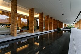 用水池雖然會增加質感，但是若沒時常清理，反而會造成環境骯髒的反效果。