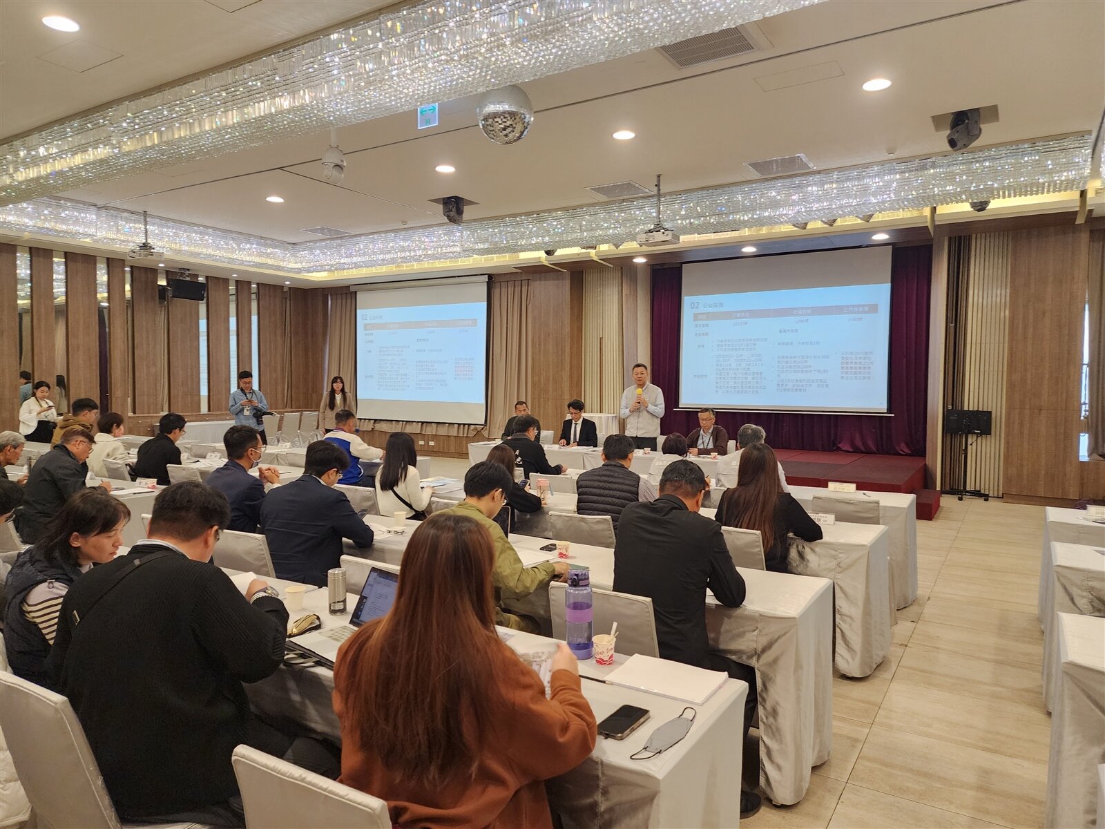 嘉義市政府「民族國小西側二期公辦都市更新招商案」，下午於嘉義市鈺通大飯店舉辦招商說明會。記者李宗祐／攝影 