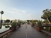 小港機場對面「高雄公園」20年未更新　觀光門面盼升級