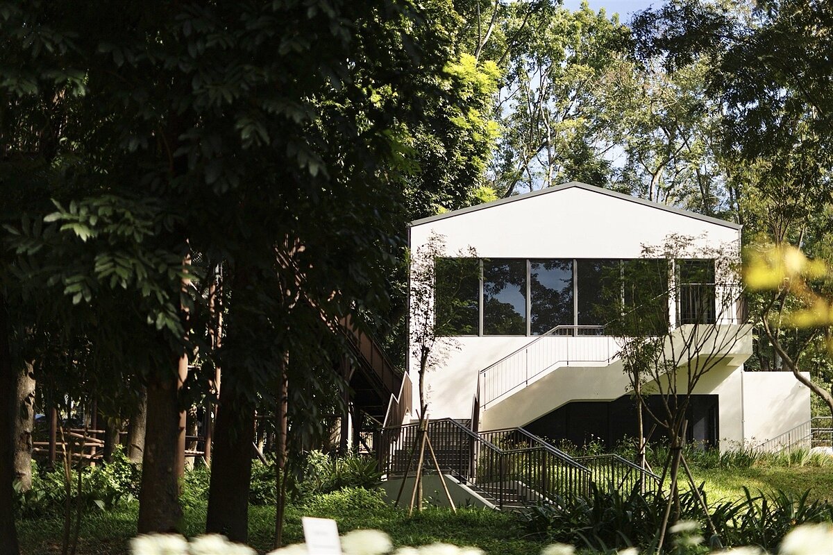 「薰衣草森林南投九九峰園區」預計於3月9日正式啟動試營運。業者提供