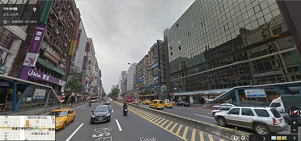 忠孝東路四段的兩側也有「陰、陽面」之分。(翻攝自Google Map)