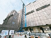 高雄提高婚育宅　車位不足惹議