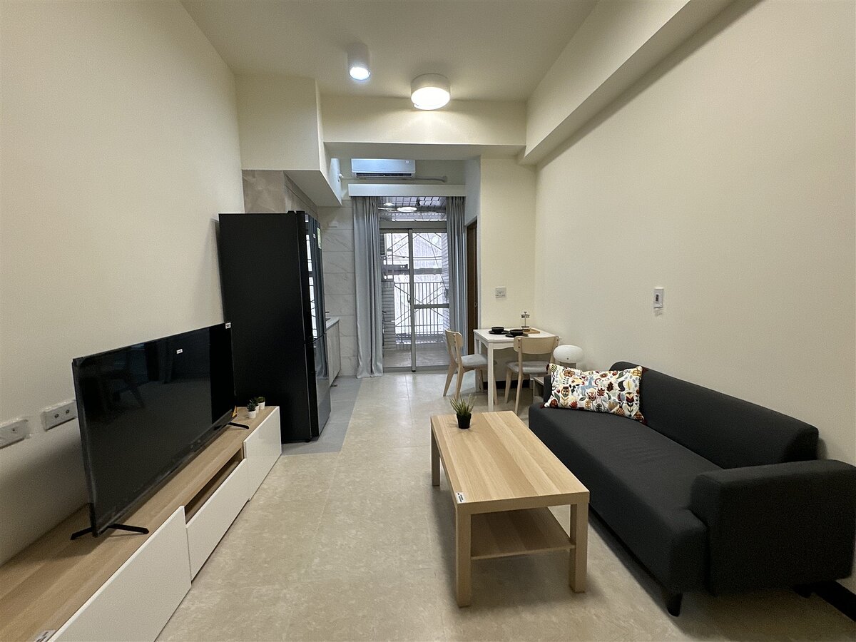 高雄市政府自建的大寮社會住宅樣品屋。圖/聯合報記者郭韋綺攝影