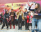 把市長變小丑　柯變臉斥下屬