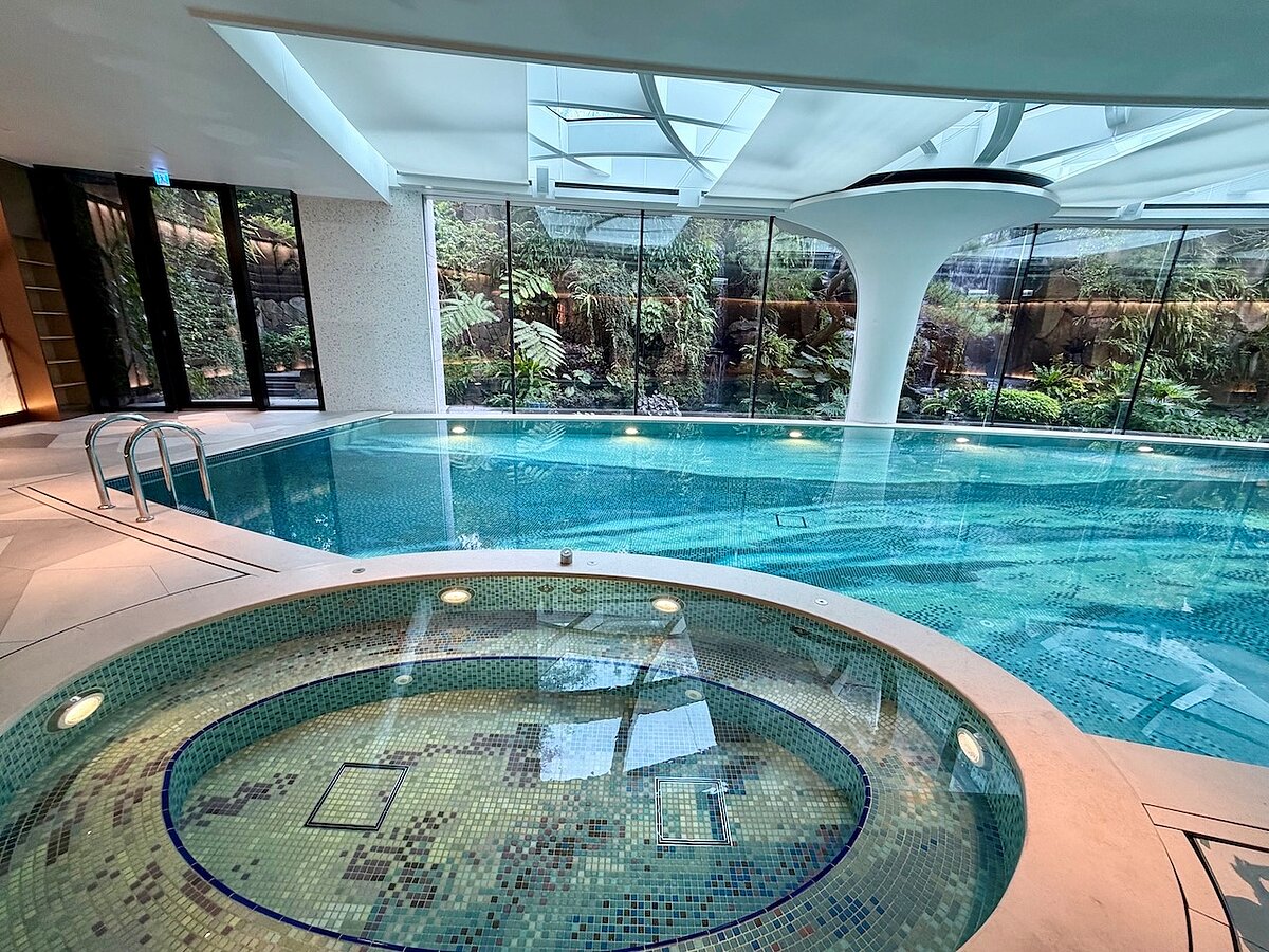 陶朱隱園游泳池。圖/好房網News記者蔡佩蓉攝影