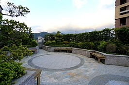 屋頂空中花園。