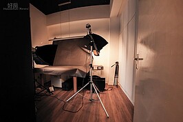 6.工作室內還設有小型攝影棚。
